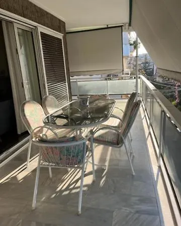 Spacious And Sunny In Cholargos Apartment