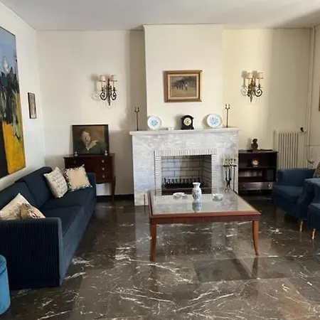 Spacious And Sunny In Cholargos * Athens