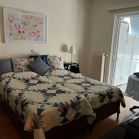 Apartment Spacious And Sunny In Cholargos Athens